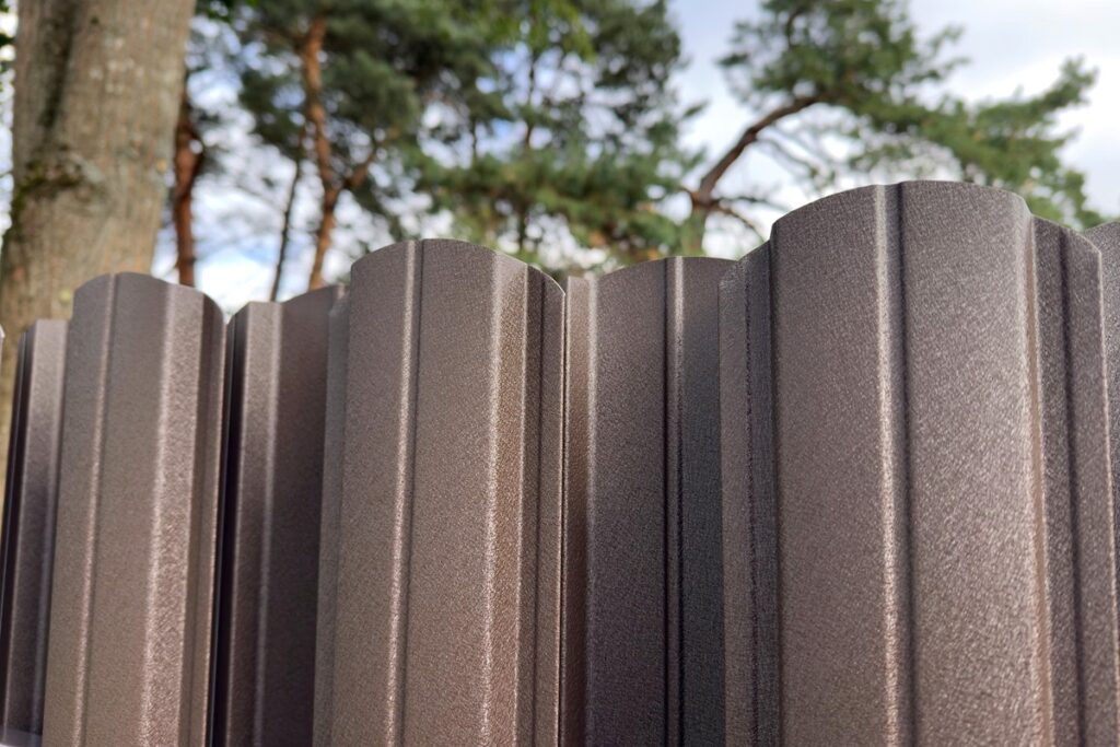 IGZI tvoralentės RAL 8019 matinė